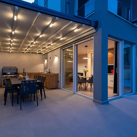 Pax Apartamento Podstrana